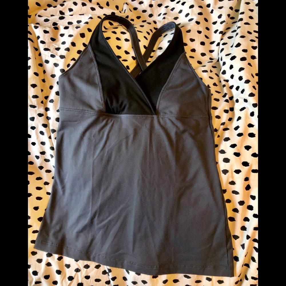 Victoria’s Secret workout Tank w/built in bra